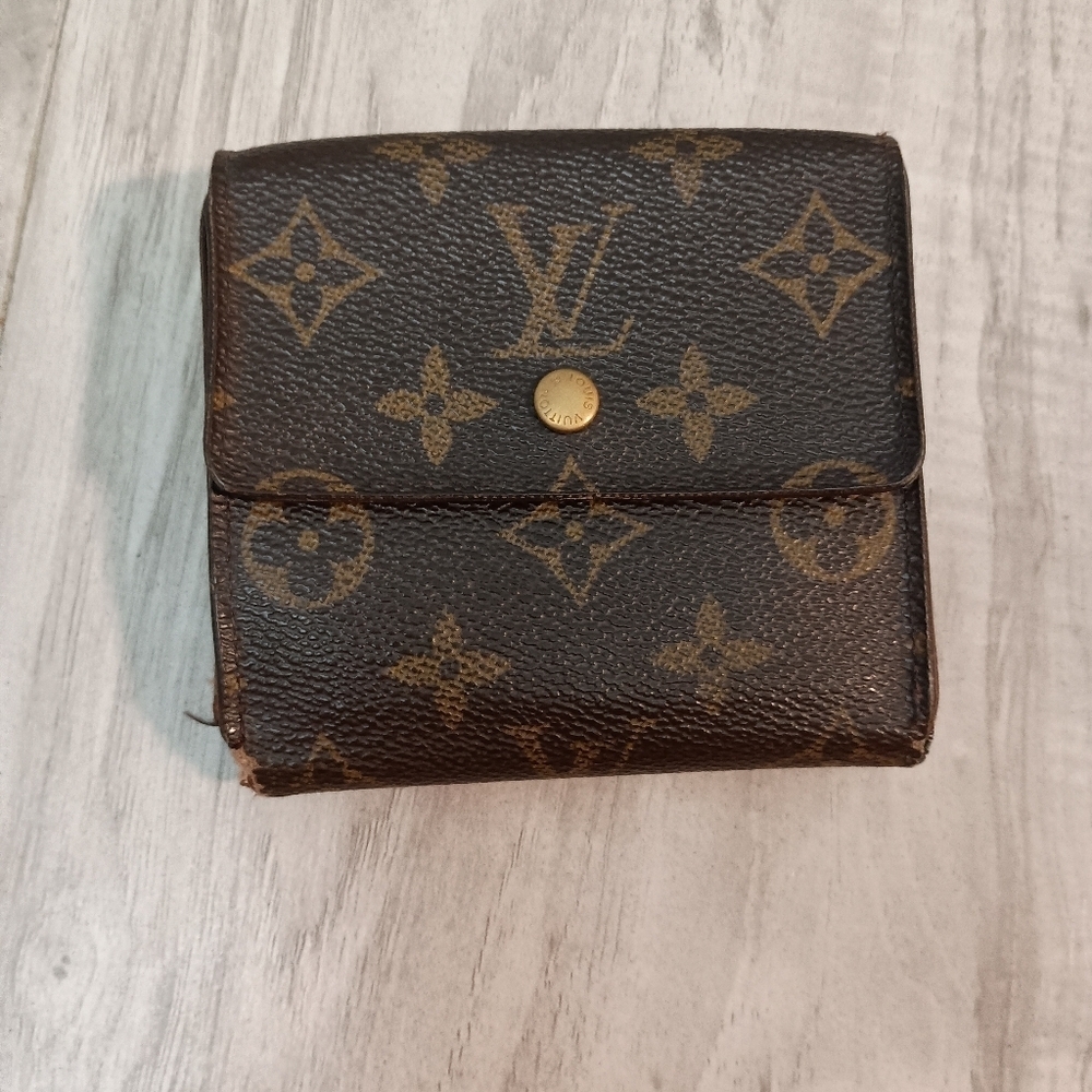 Authentic Louis Vuitton Monogram Portefeiulle Elise Trifold Wallet